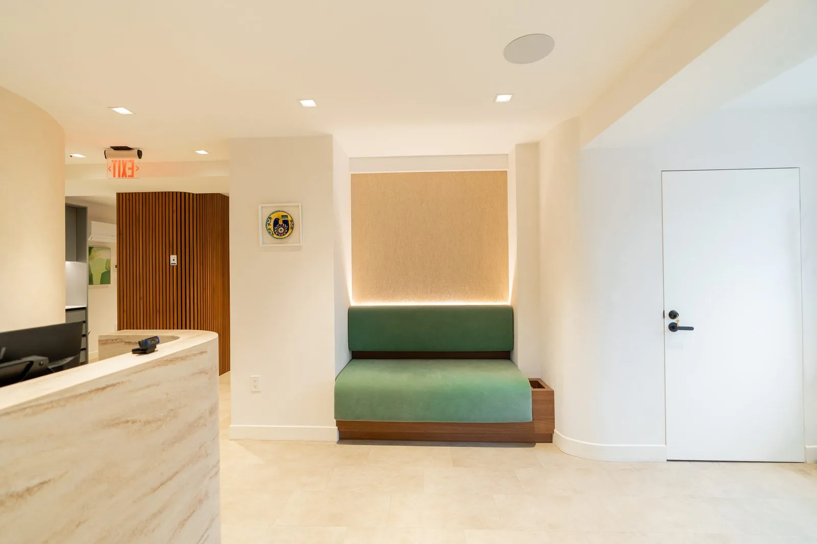 Plaza Dental Arts reception area